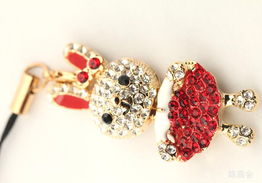 璀璨兔年新宠 丽银正品满钻小白兔手机链，时尚韩风点亮指尖